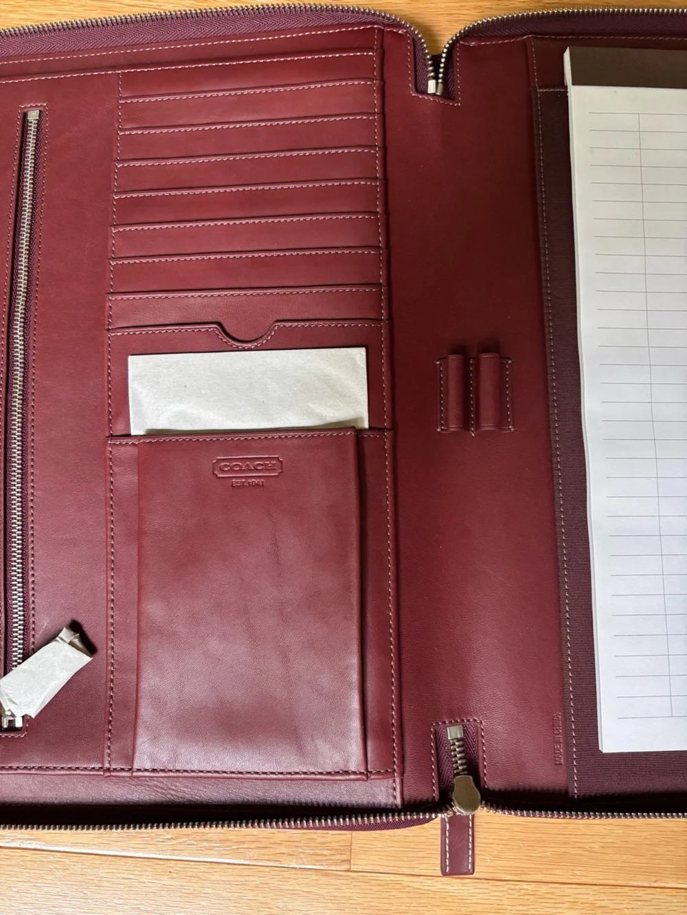 NWOT Coach Vintage Burgundy Leather Zip Portfolio Binder